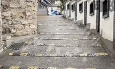 
        		20米下坡路装了16条减速带 交警回应：设置前征求过意见 !	