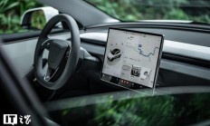 特斯拉 FSD v14.1.4 推送:解决刹车突兀问题