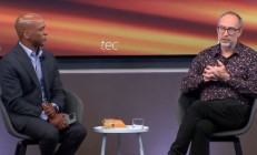 维基百科创始人谈Grokipedia:那么多夸马斯克的内容,能中立才怪