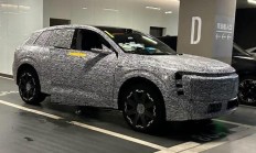 AUDI首款纯电SUV-E8谍照曝光!终于不是“换壳”车了