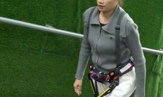 小小峨眉山拿下 外骨骼机器人启用：80元可租用3小时