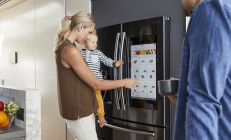 三星确认 11 月 3 日起向美国带屏智能冰箱推送广告